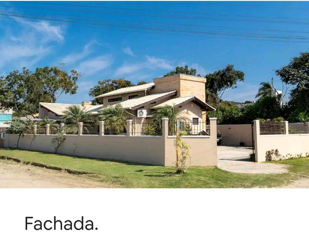 Praia Do Mariscal, Casa Para10 Pessoas, Casa Marixca Bombinhas Exteriör bild